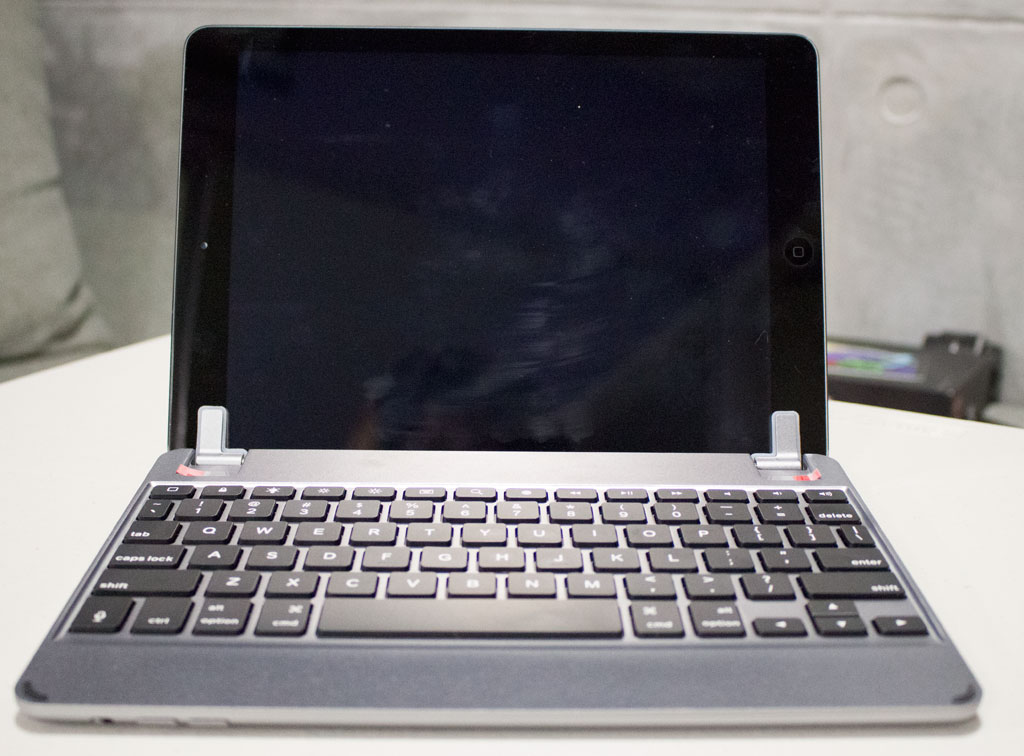 BrydgeAir-Keyboard_09